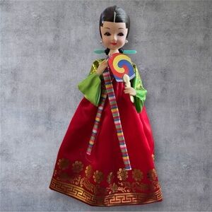 Vintage Korean Beauty Hanbok Doll